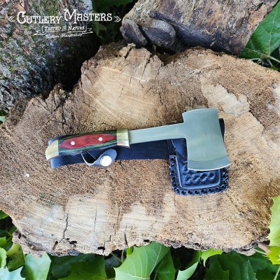 Heritage Hunter's Masterpiece | Durable Blade with Colorwood Handle