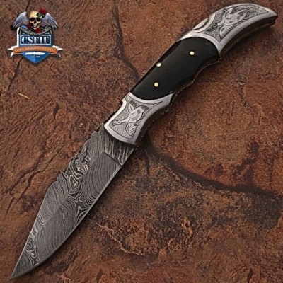 Eye Catching Folding Knife with Damascus Steel Blade and Horn Handle