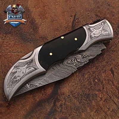 Eye Catching Folding Knife with Damascus Steel Blade and Horn Handle