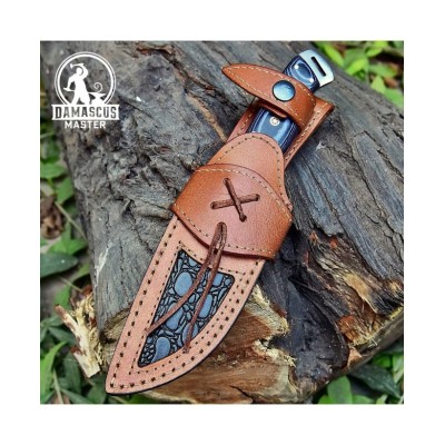 Handmade Damascus Steel Hunting Knife with Leather Sheath