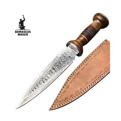 Damascus Dagger Knife: Masterfully Forged