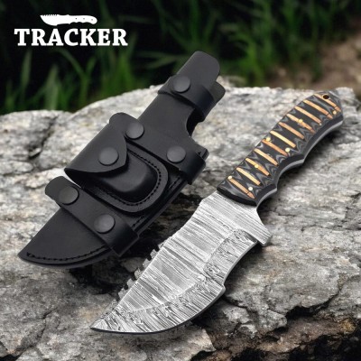 Damascus Steel Fixed Blade Tracker Knife – Versatile & Durable