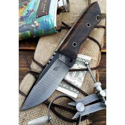 Compact Damascus Steel Knife with Wooden Handle and Sheath