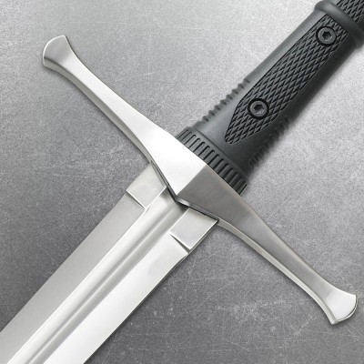 Tactical Broadsword – High Carbon Steel, Full-Tang, Wooden Scabbard