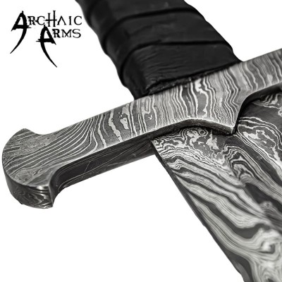 Damascus Steel Sword – Full Tang with Leather Sheath