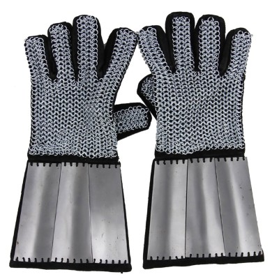 Medieval Chainmail Gauntlets with Steel Plates – Battle-Ready Armor