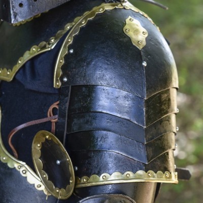 The Cursed Knight Functional Medieval Pauldrons – 16G Steel Armor