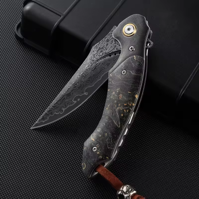 Venom Damascus Folding Knife – Maple Burl Handle & Leather Sheath