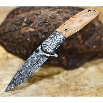 Vertex Damascus Pattern Pocket Knife | Olive Wood Handle