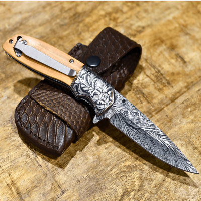 Vertex Damascus Pattern Pocket Knife | Olive Wood Handle