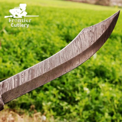 Handmade Damascus Steel Machete – Hunting & Survival Short Sword