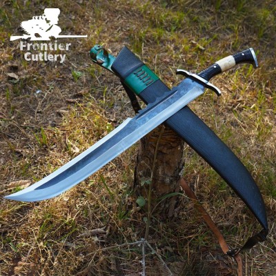 Hand-Forged Viking Hunting Machete – Carbon Steel Blade & Bone Handle