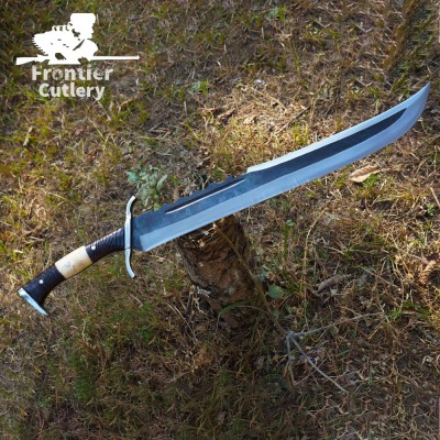 Hand-Forged Viking Hunting Machete – Carbon Steel Blade & Bone Handle